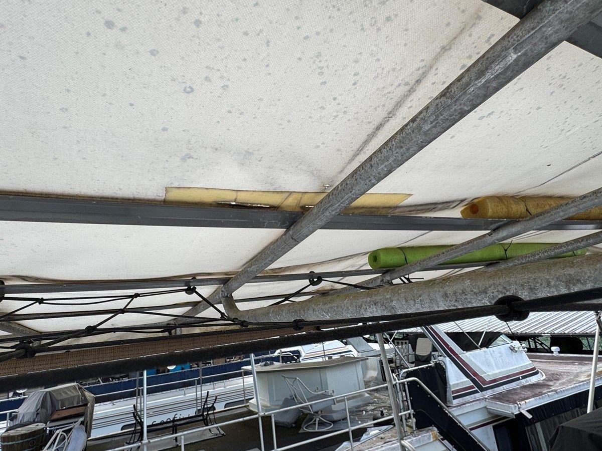 99 AquaChalet 16 x 68WB NLSH