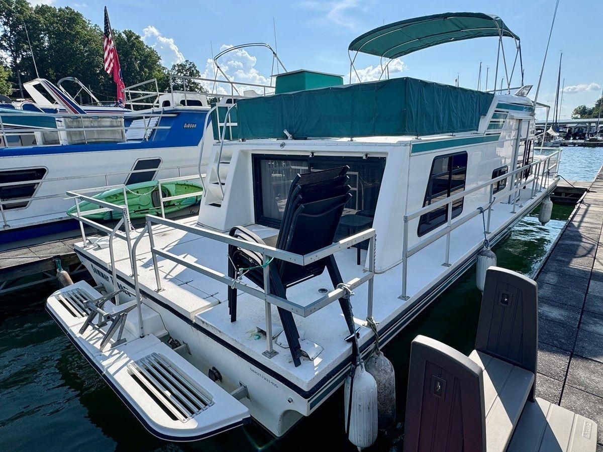 Купить яхту Summer Breeze 1995 в Shestakov Yacht Sales