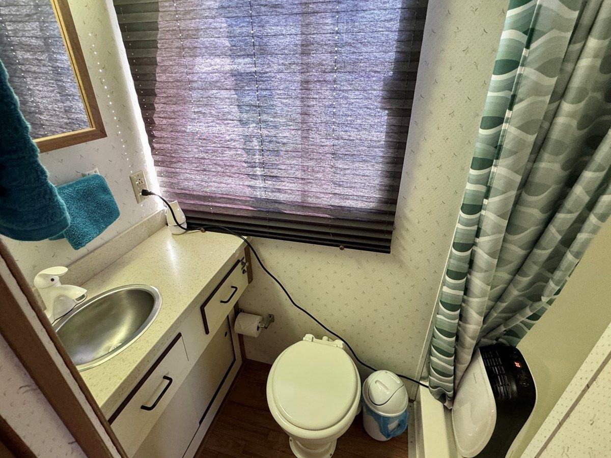 Купить яхту Summer Breeze 1995 в Shestakov Yacht Sales