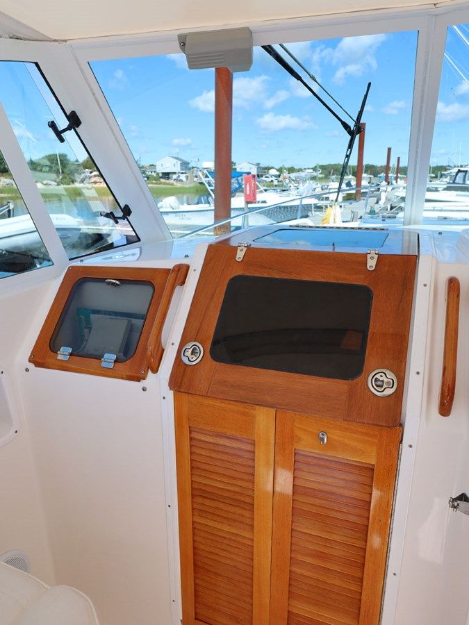 best yacht sales deals SIDEKICK 29