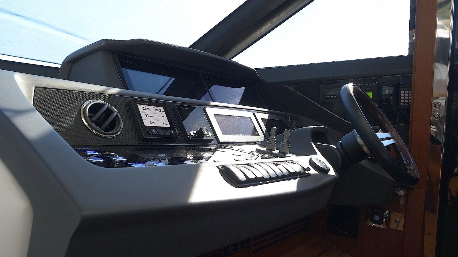 Buy a GIA GIA' 2014 at Shestakov Yacht Sales