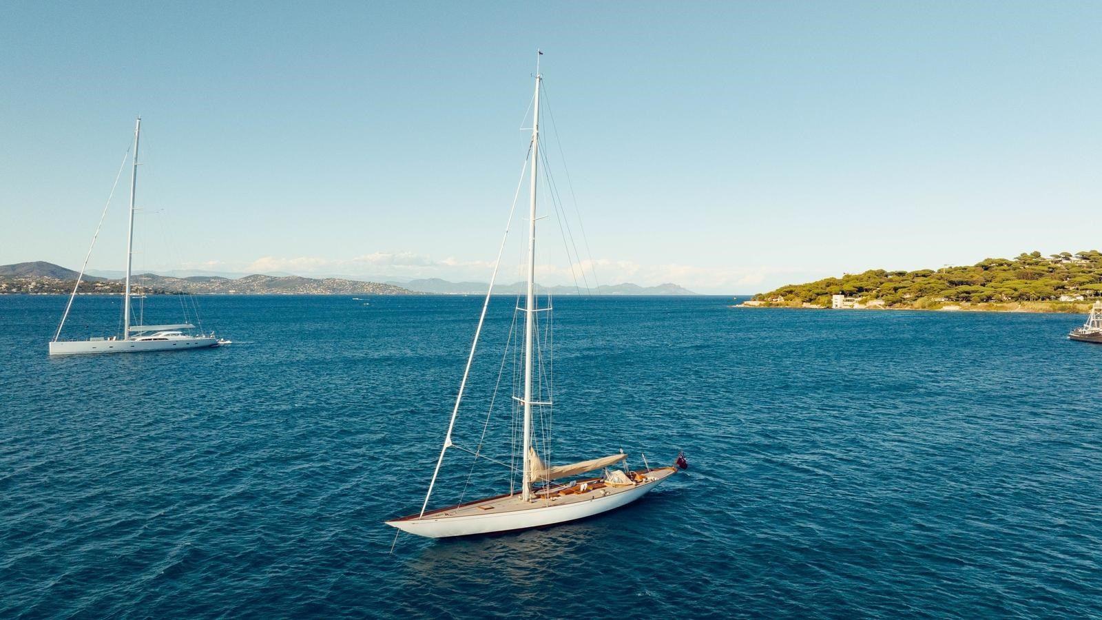 the best price on SAVANNAH