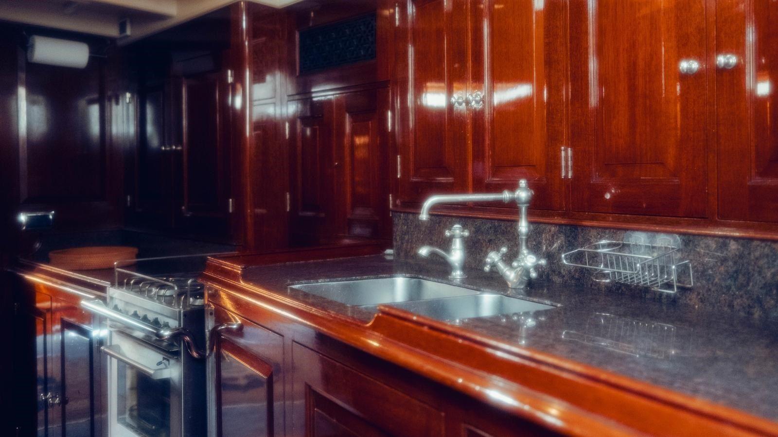 Buy a SAVANNAH Custom Pedrick Design Sloop at Shestakov Yacht Sales