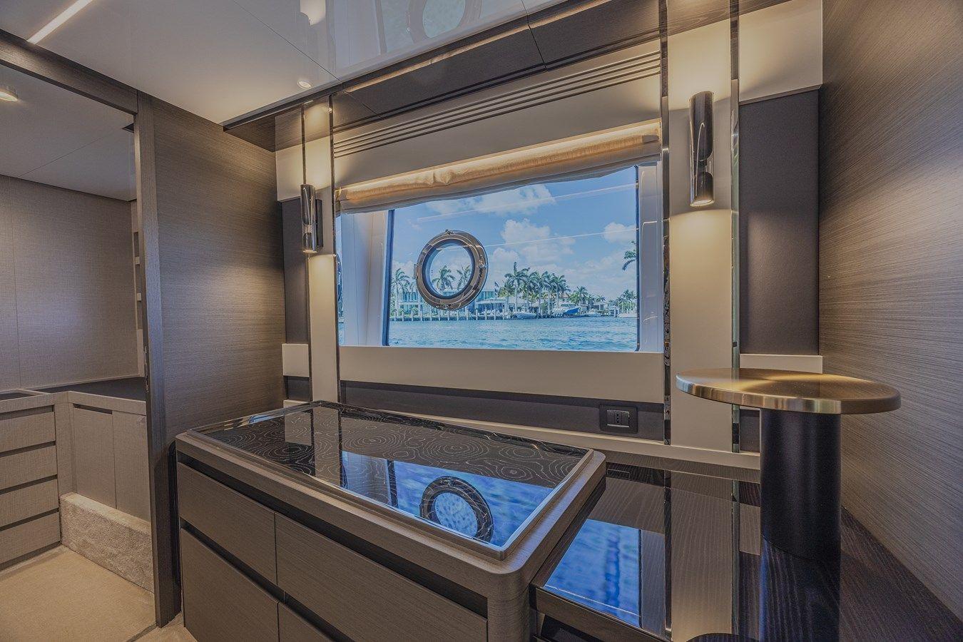 NO TIME TO DIE - Azimut Yachts