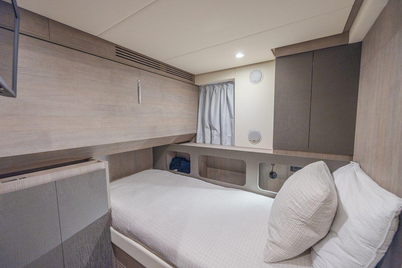 Стоимость яхты NO TIME TO DIE - Azimut Yachts