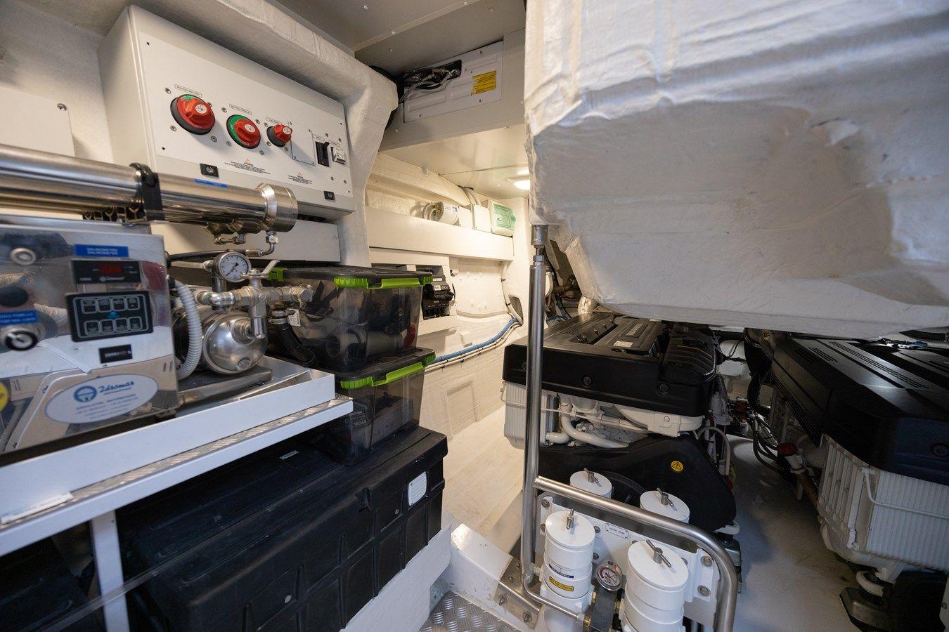 Купить яхту NO TIME TO DIE - Azimut Yachts в Shestakov Yacht Sales