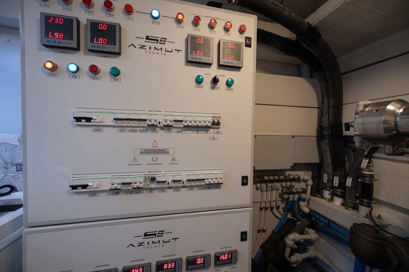 Продажа яхты NO TIME TO DIE 80