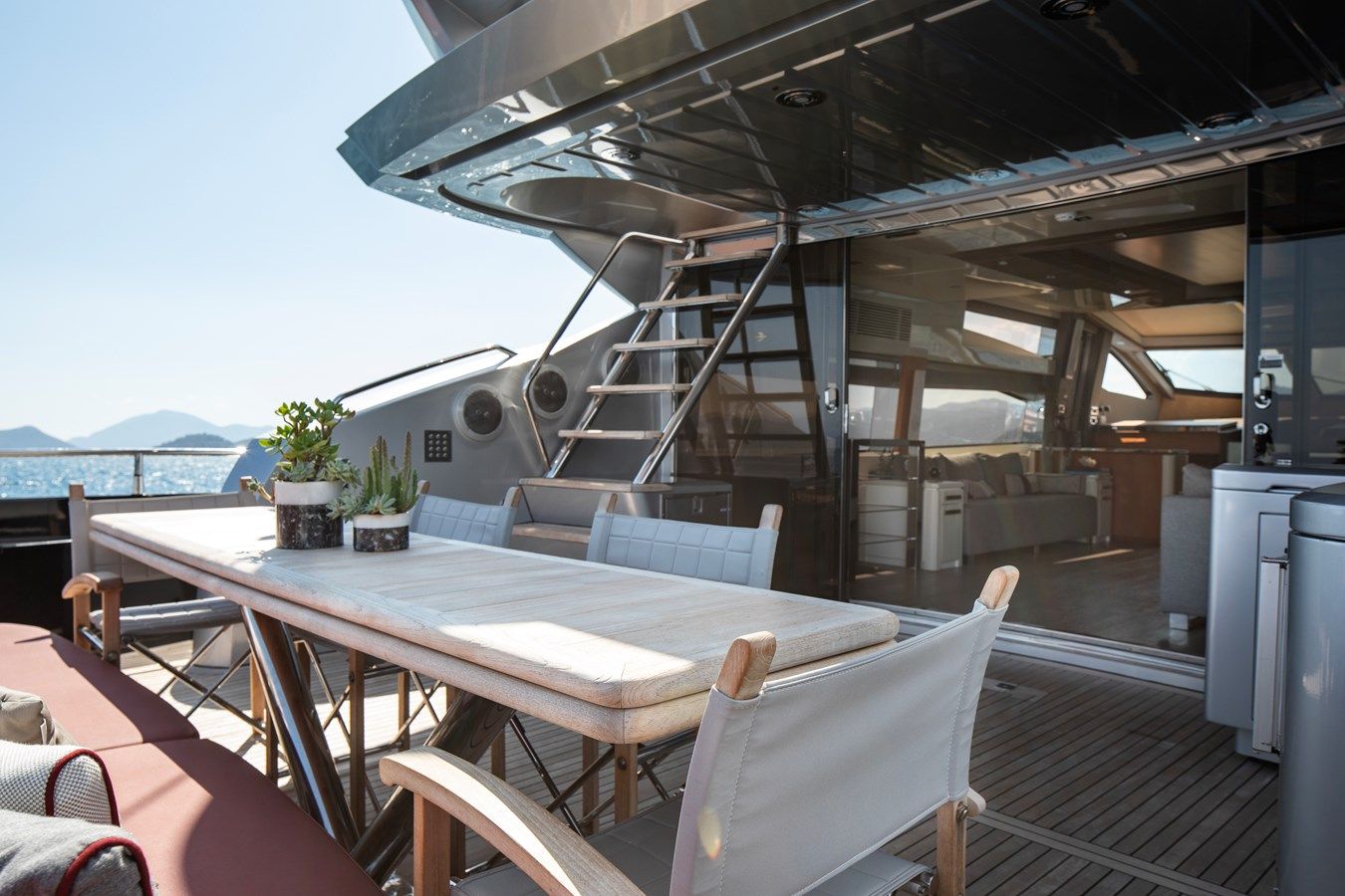 Лучшая цена на Amara 2009