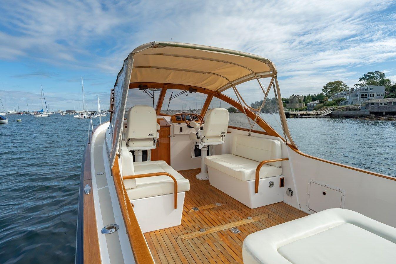 Buy a yacht ELOISE Shelter Island Nomad