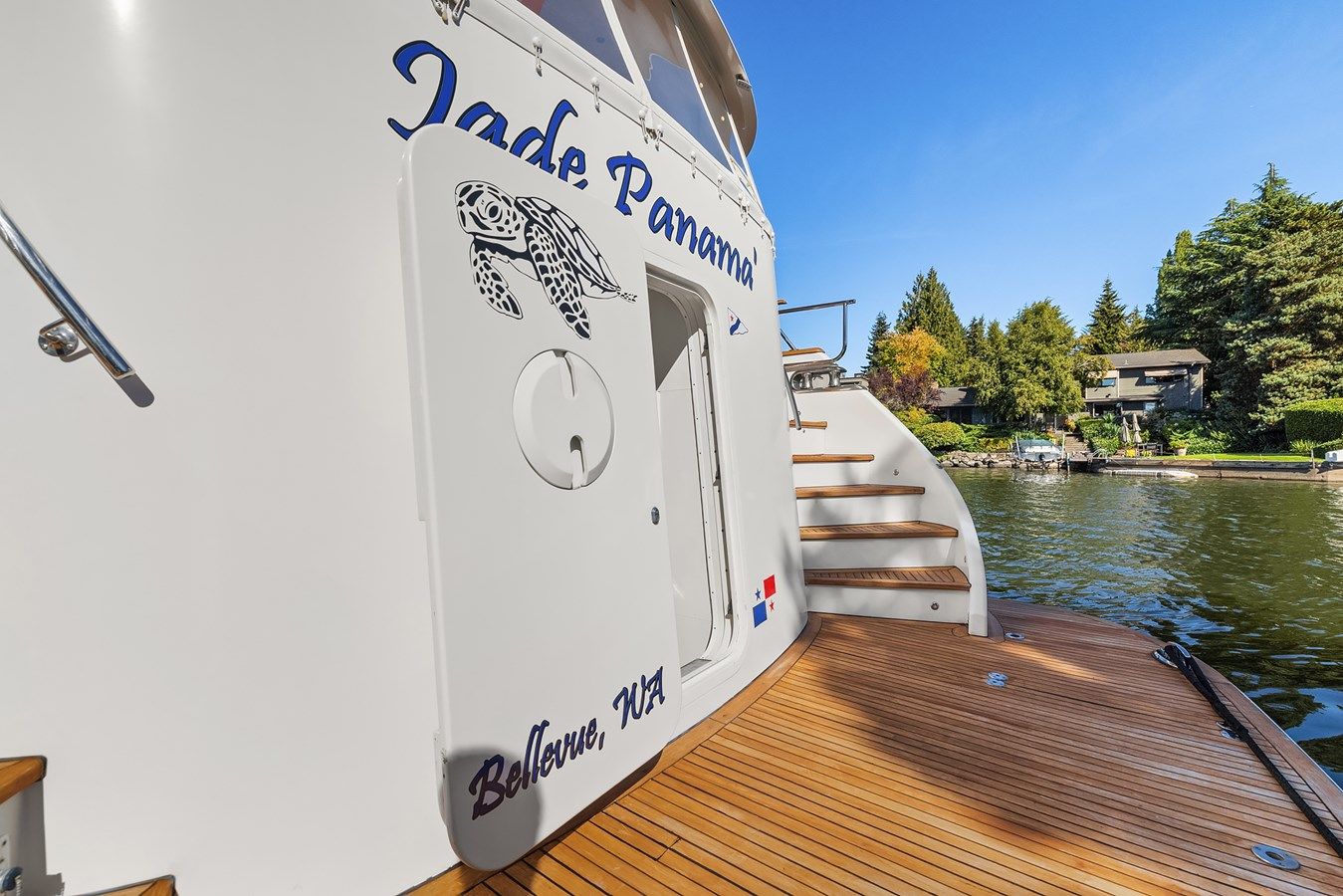 Купить яхту JADE PANAMA - RAYBURN CUSTOM YACHTS в Shestakov Yacht Sales