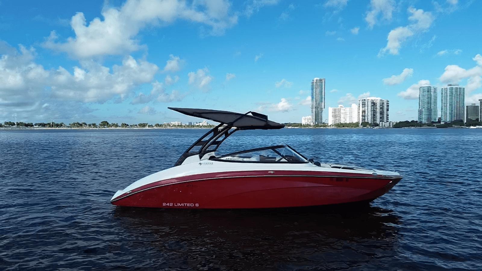 best yacht sales deals 2016 YAMAHA 242 LIMITED S - YAMAHA