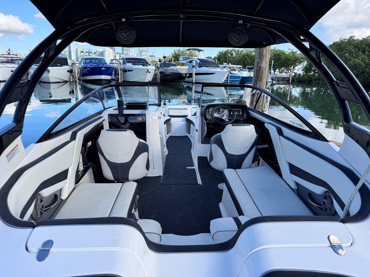 best yacht sales deals 2016 YAMAHA 242 LIMITED S