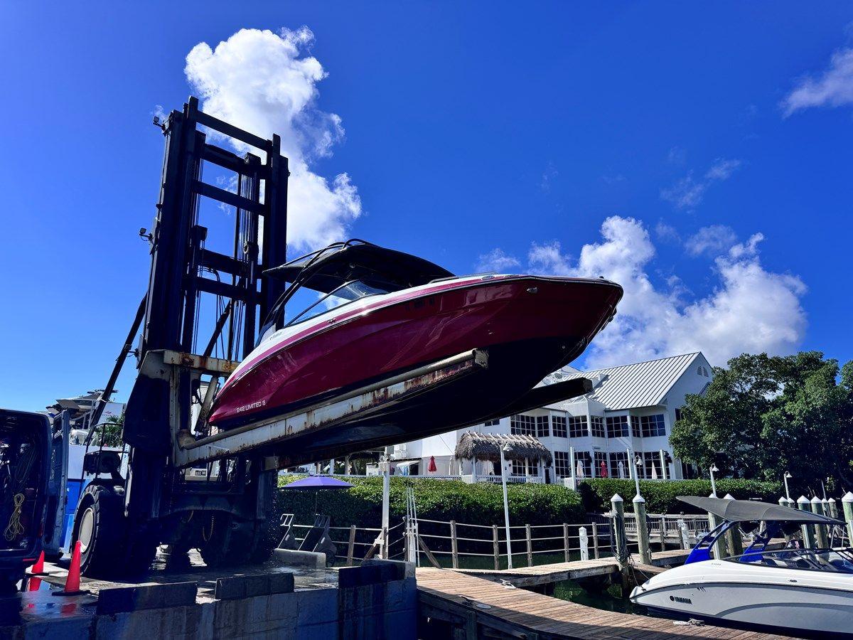 best yacht sales deals 2016 YAMAHA 242 LIMITED S 2016