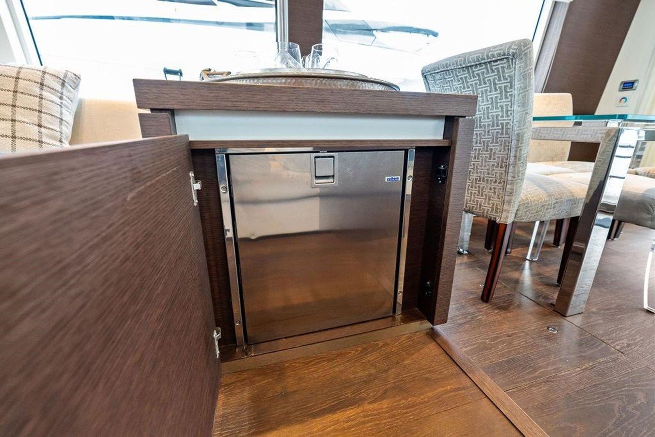 Купить ELEVATION 2016