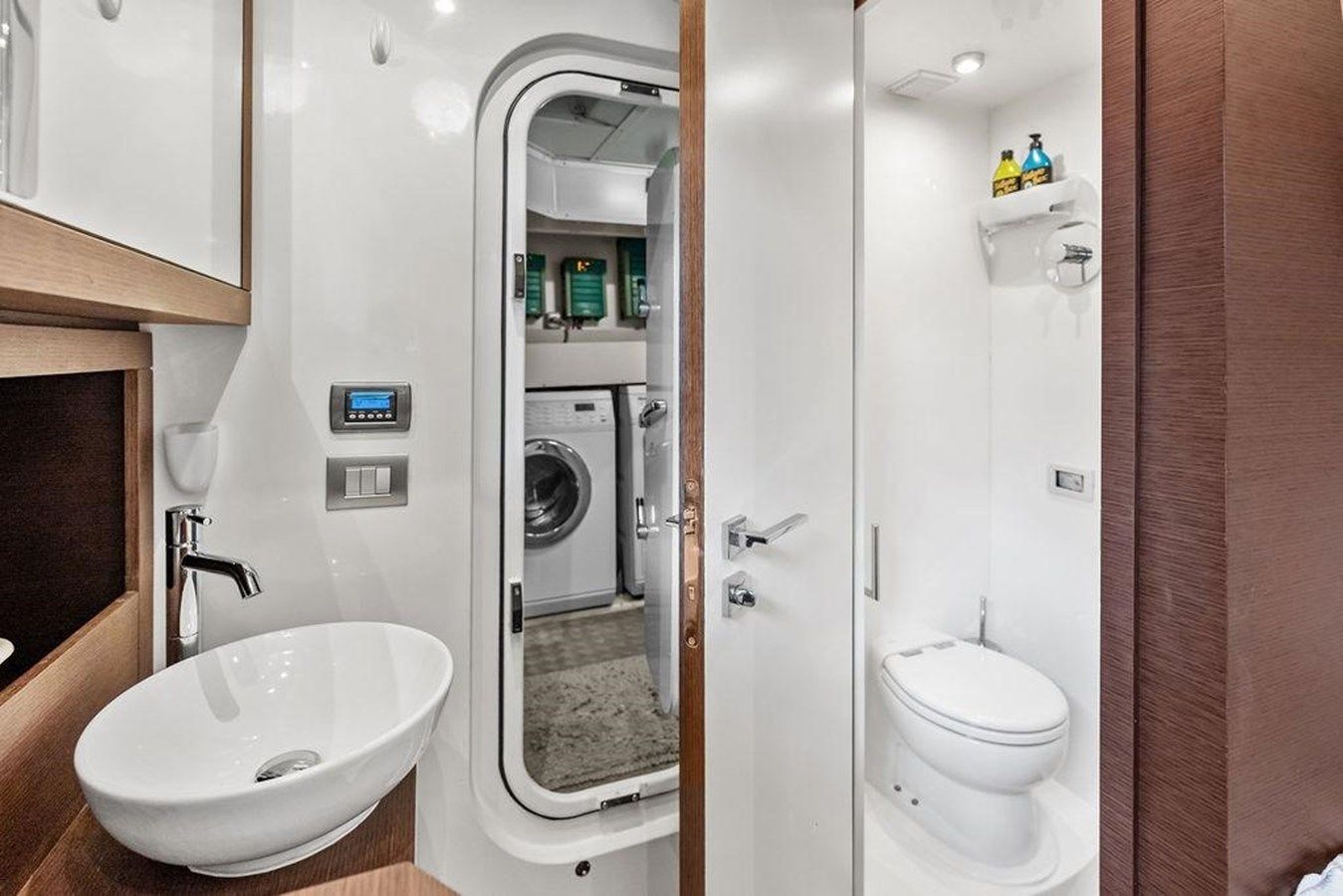 Продажа яхты ELEVATION 75