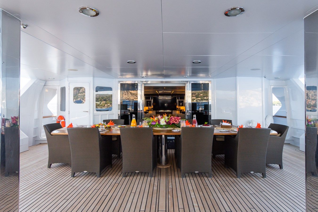 the best price on THE WELLESLEY 184