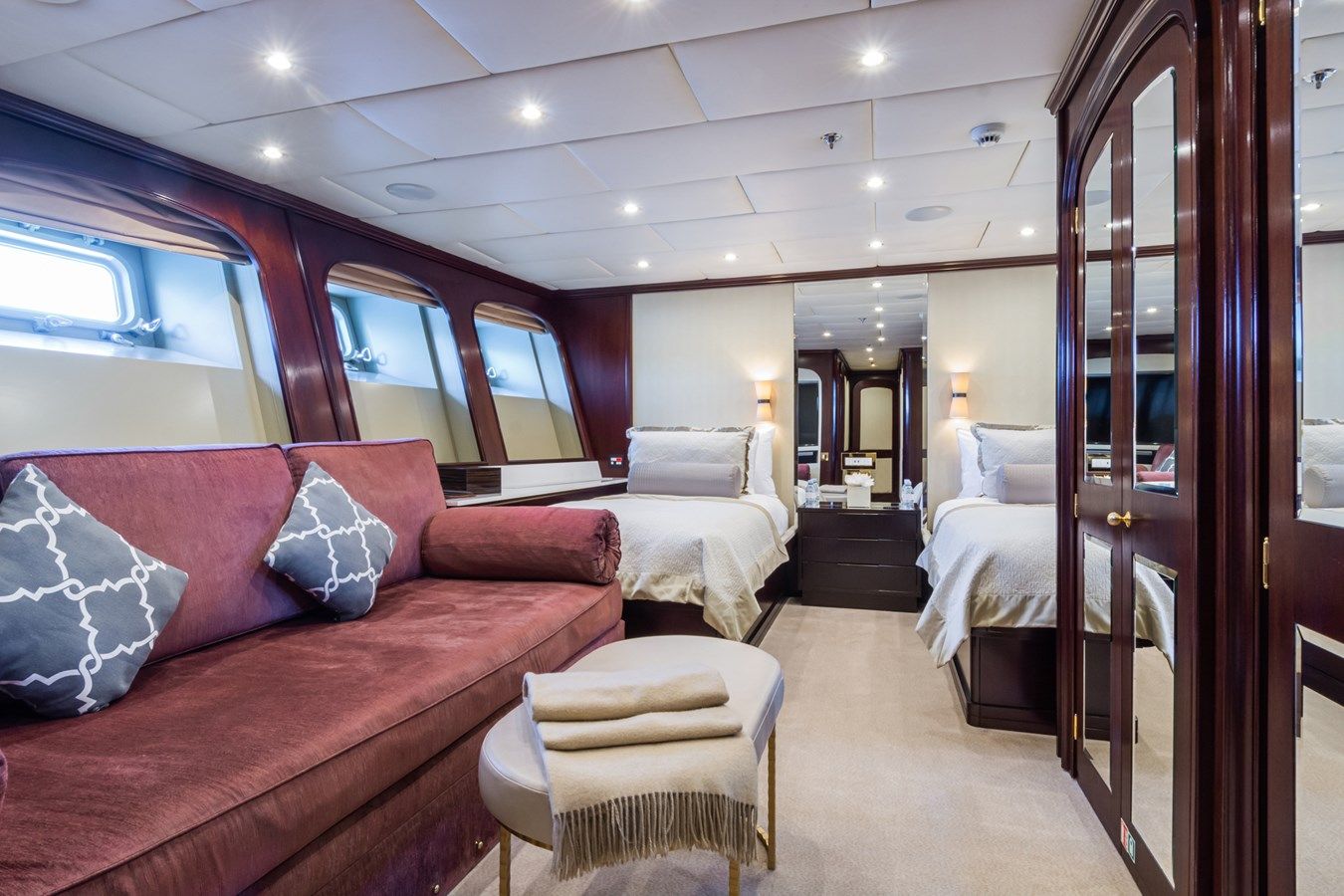 the best price on THE WELLESLEY 184