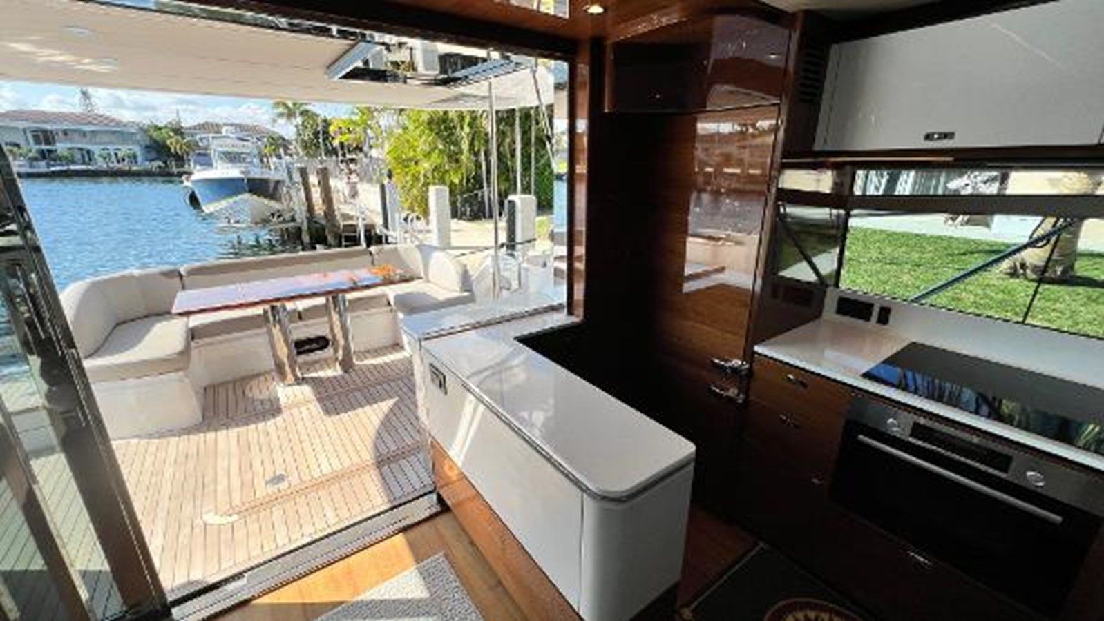 Buy a yacht seta48205732 F62