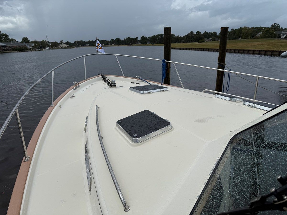 Buy a yacht STARLITE 42 Flybridge