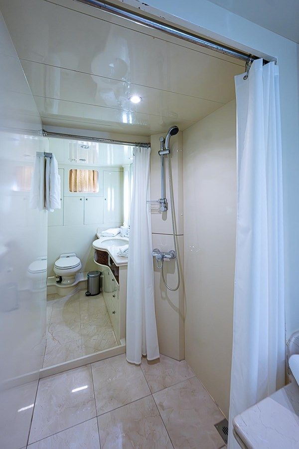 Buy a yacht The Usual 82