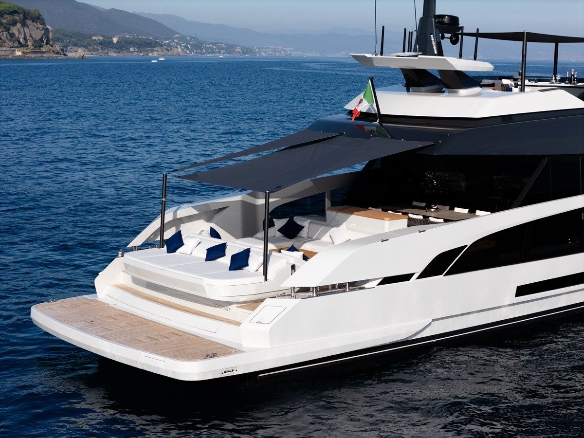Buy a X90 FAST - brand new - never used 90 at Shestakov Yacht Sales