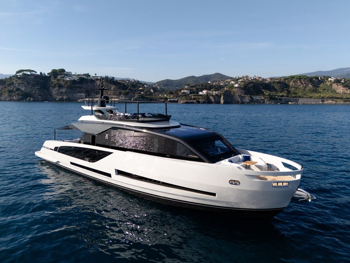 Buy a yacht X90 FAST - brand new - never used 2025