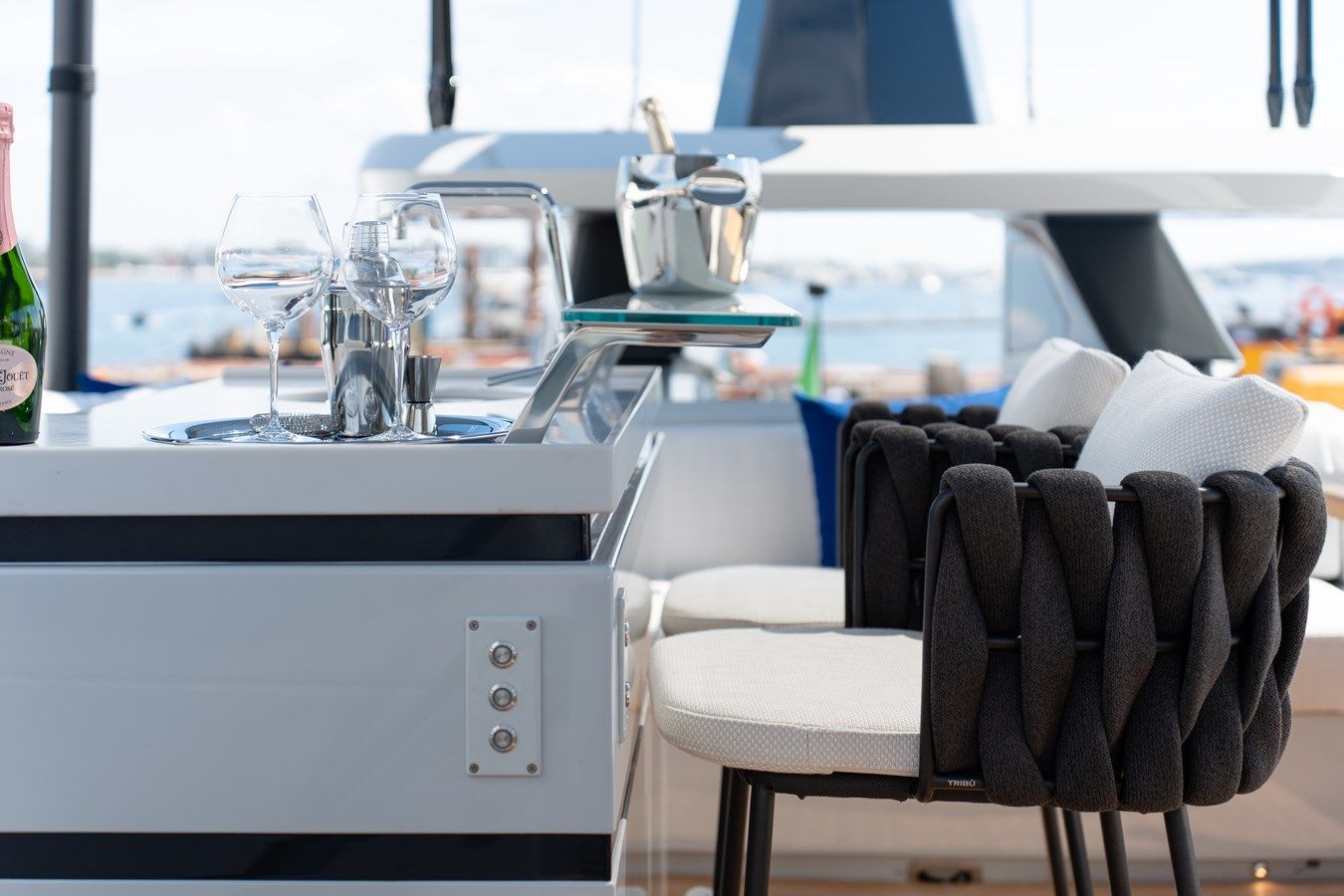 the best price on X90 FAST - brand new - never used 2025