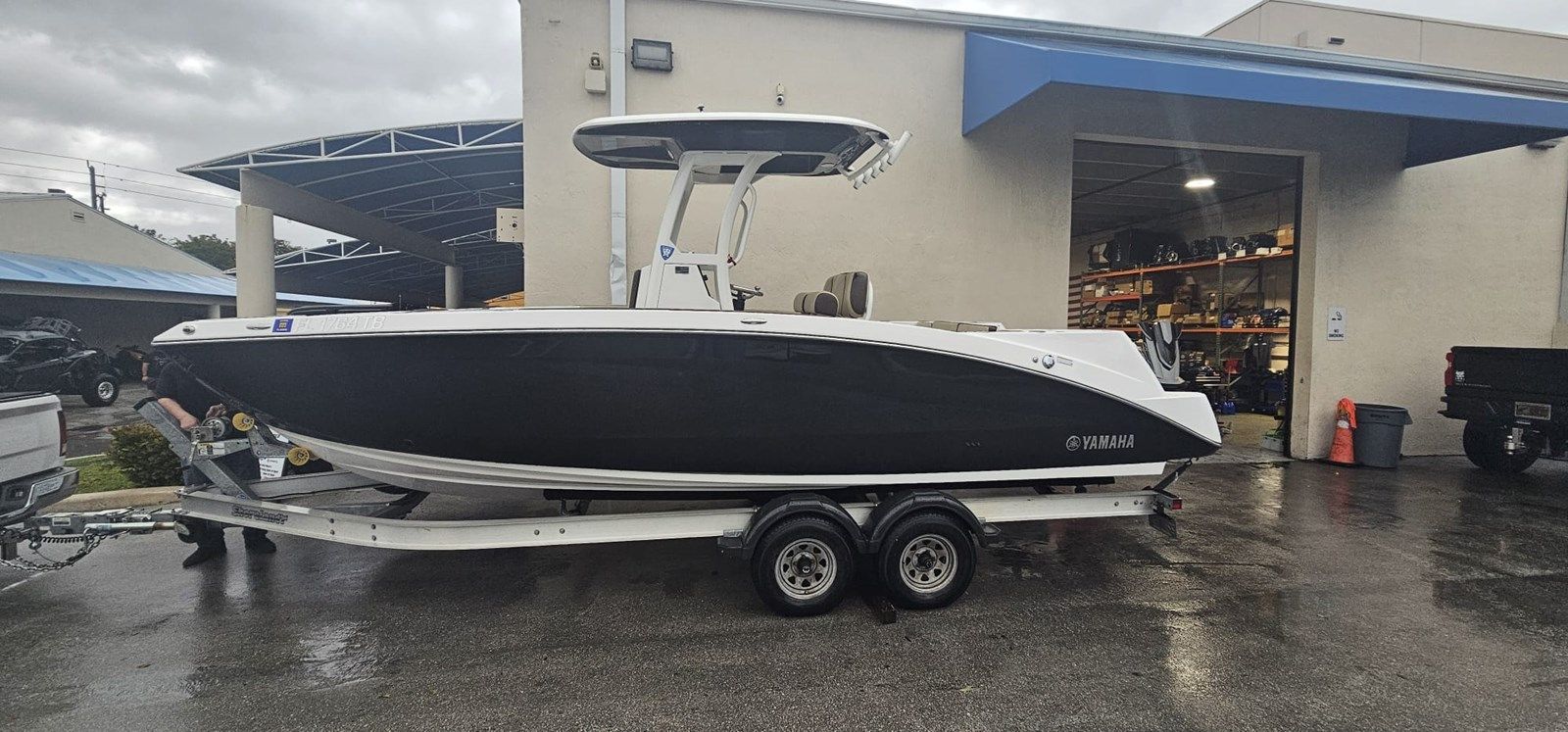 best yacht sales deals 2022 Yamaha Boats 255 FSH Sport E - YAMAHA