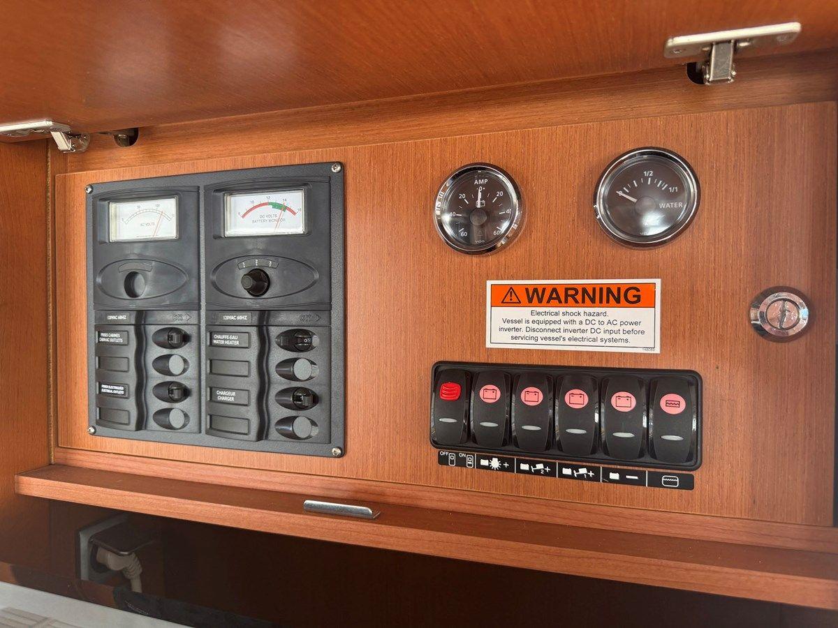 Продажа яхты WANDERER 44