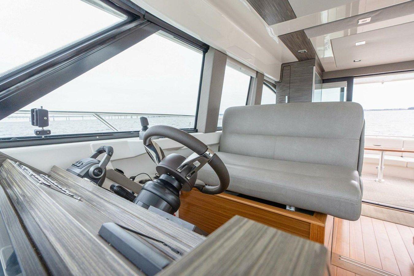 the best price on Tiara F44 Flybridge