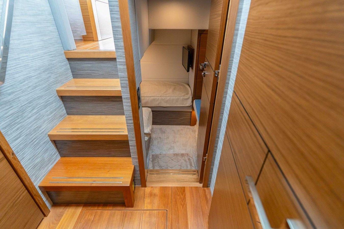 best yacht sales deals Tiara - Tiara