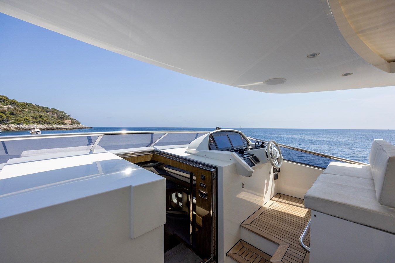 the best price on ANASTASIA V - Azimut Yachts