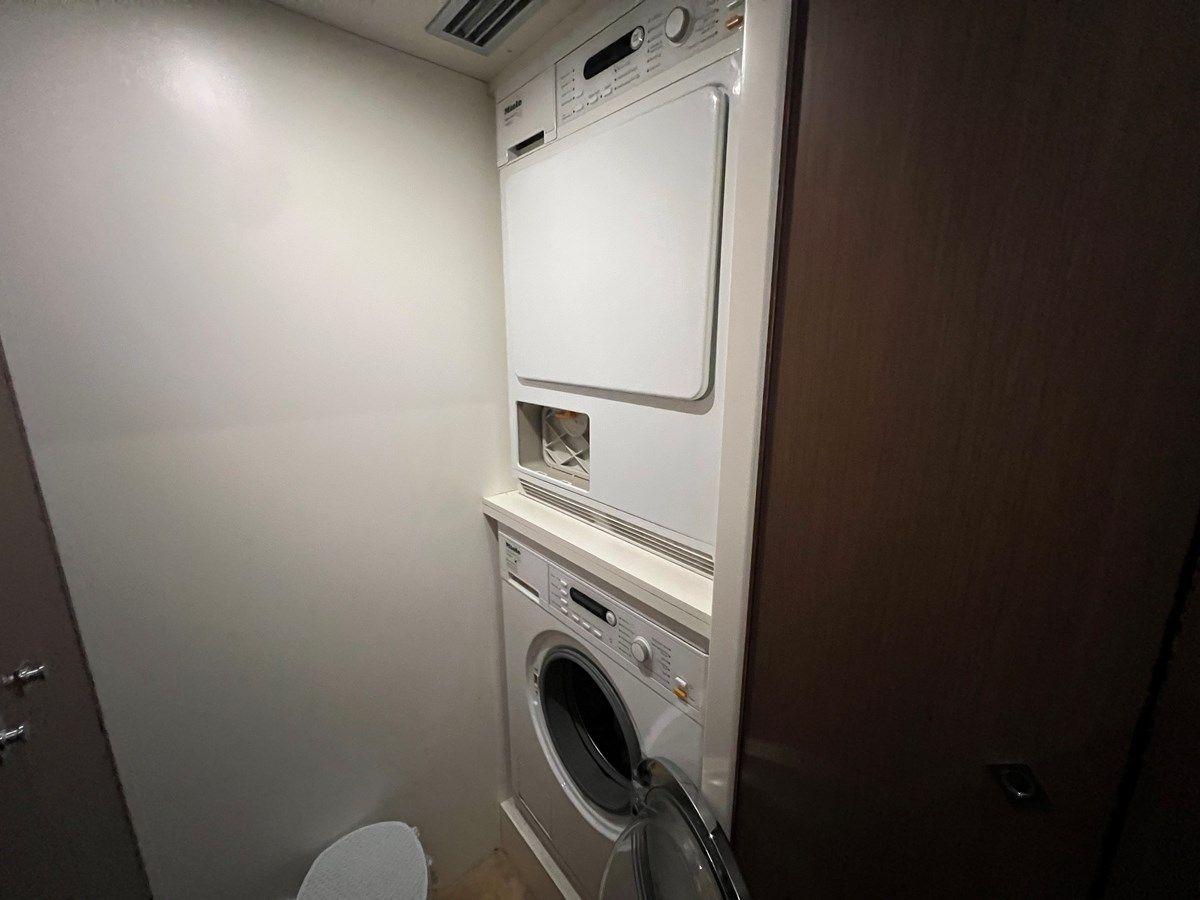 the best price on NGV - Ferretti Yachts