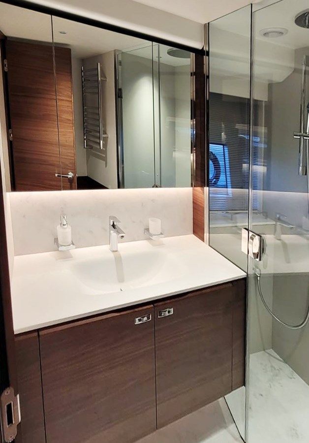 Buy a yacht Princess Y72