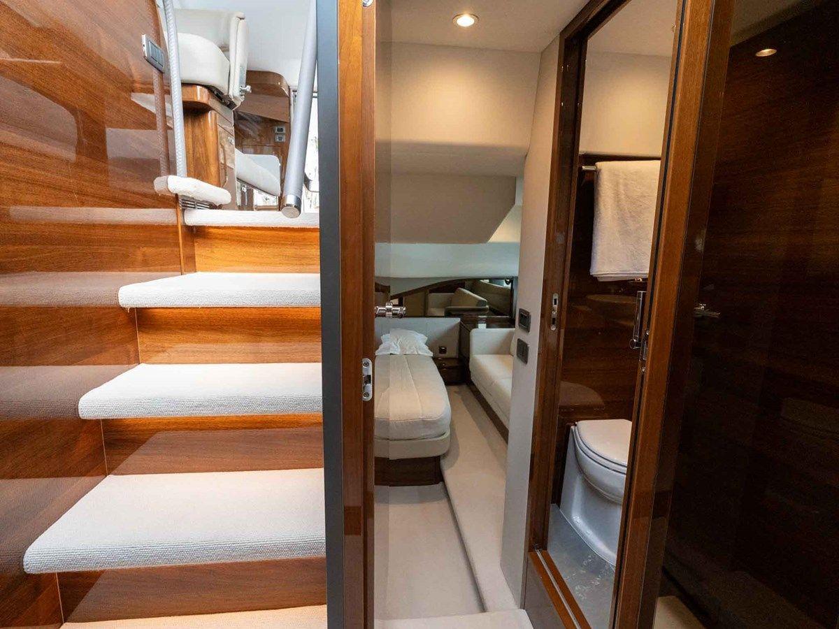 Buy a yacht Princess F45 47