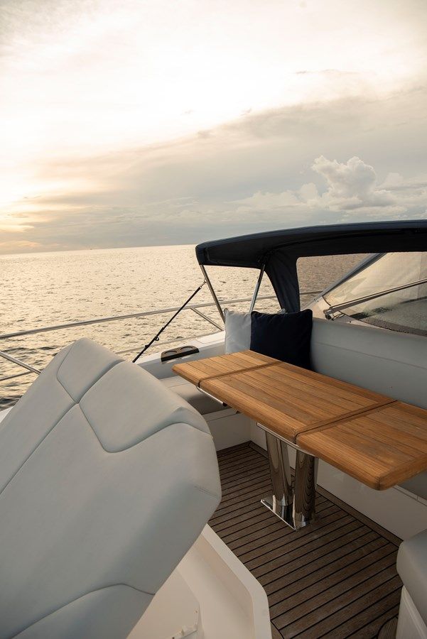 Buy a yacht GAIA Manhattan