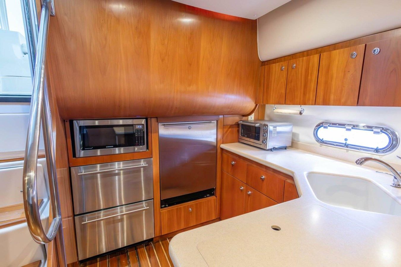 Buy a yacht Amandavid 5200 Express