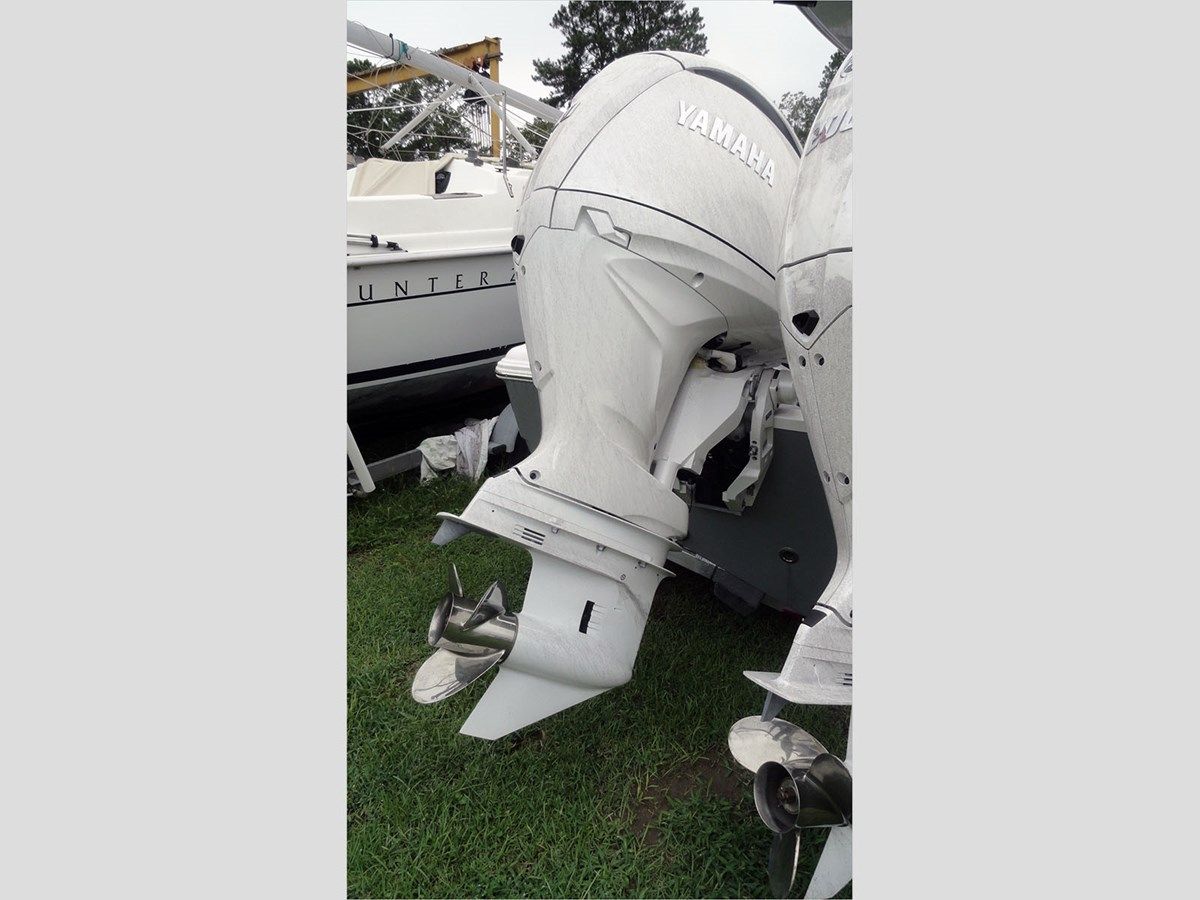 26' Sportsman 2025 262 Open 2025