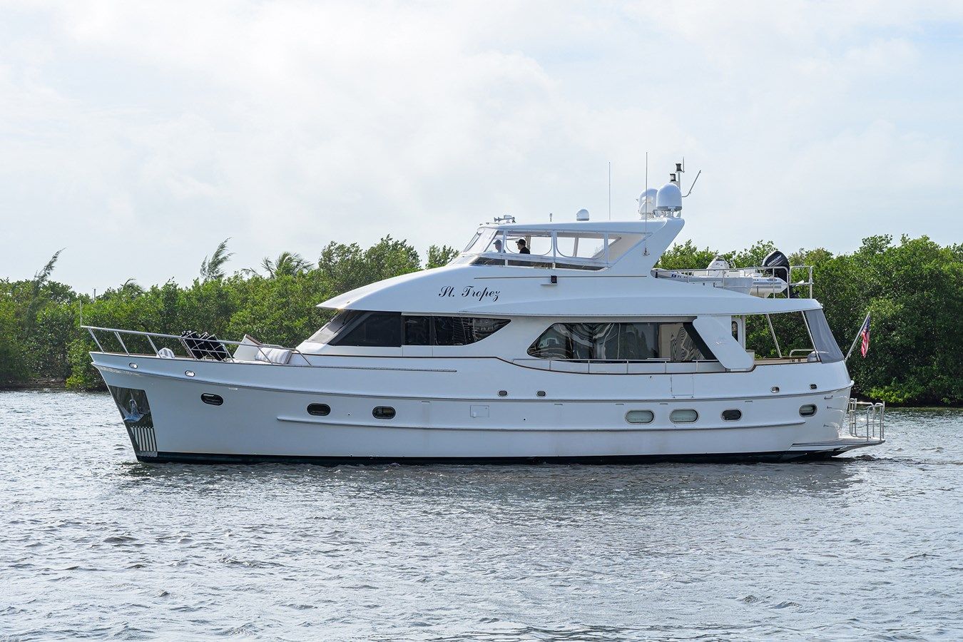 Купить ST. TROPEZ 2009