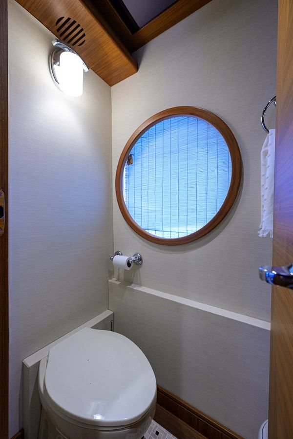 Лучшая цена на ST. TROPEZ - Cheoy Lee