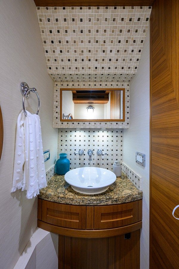 Купить ST. TROPEZ 68