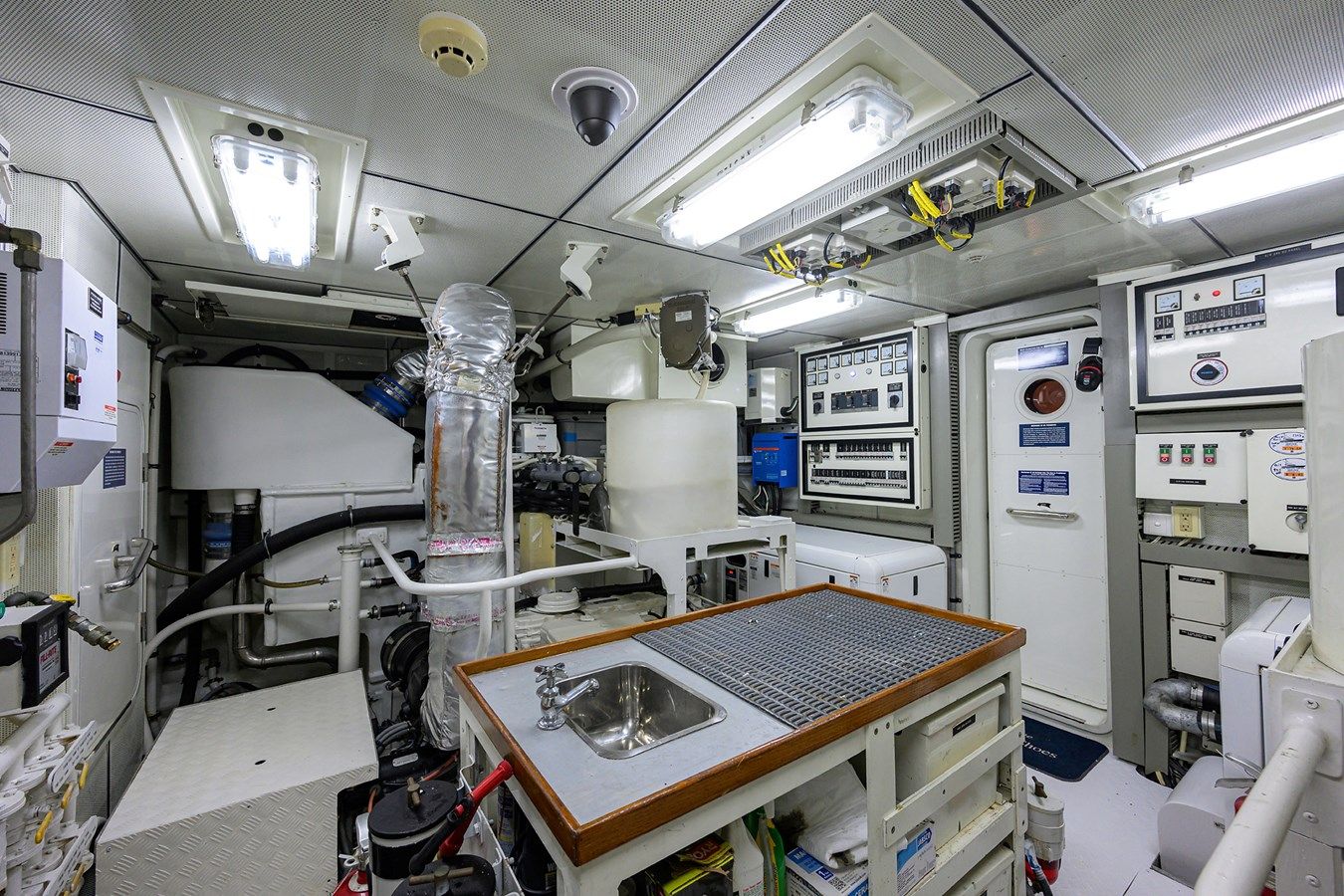 Лучшие предложения покупки яхты ST. TROPEZ