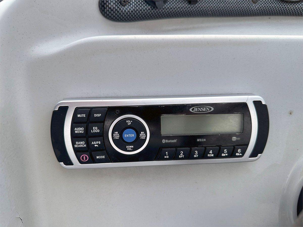 Купить яхту 24' Bentley 2017 Encore 240 Cruise SE в Shestakov Yacht Sales