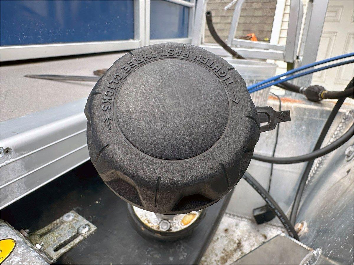 24' Bentley 2017 Encore 240 Cruise SE - BENTLEY