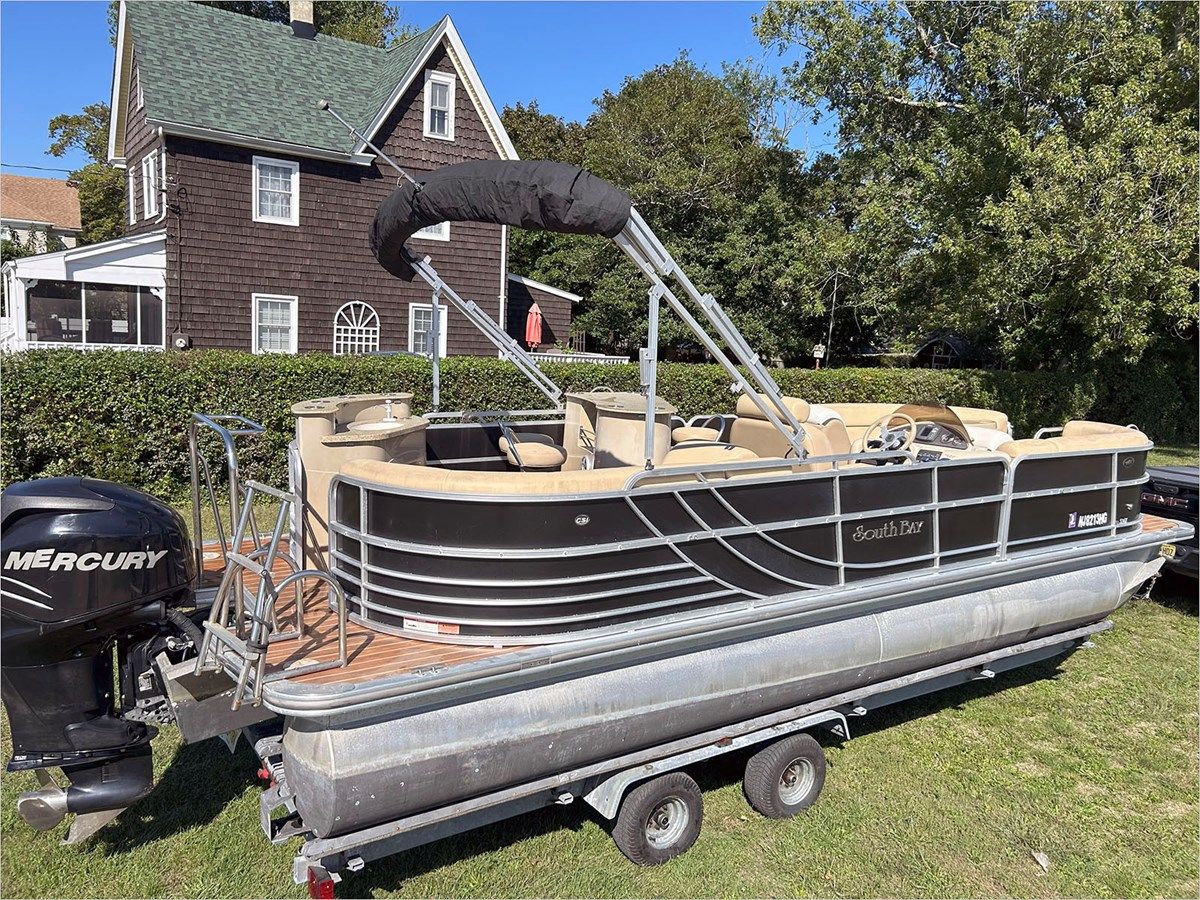 best yacht sales deals 25' South Bay 2013 524 E - SOUTH BAY