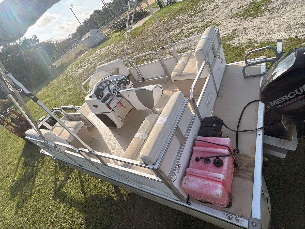 Продажа яхты 16' Bentley 2013 Encore - BENTLEY