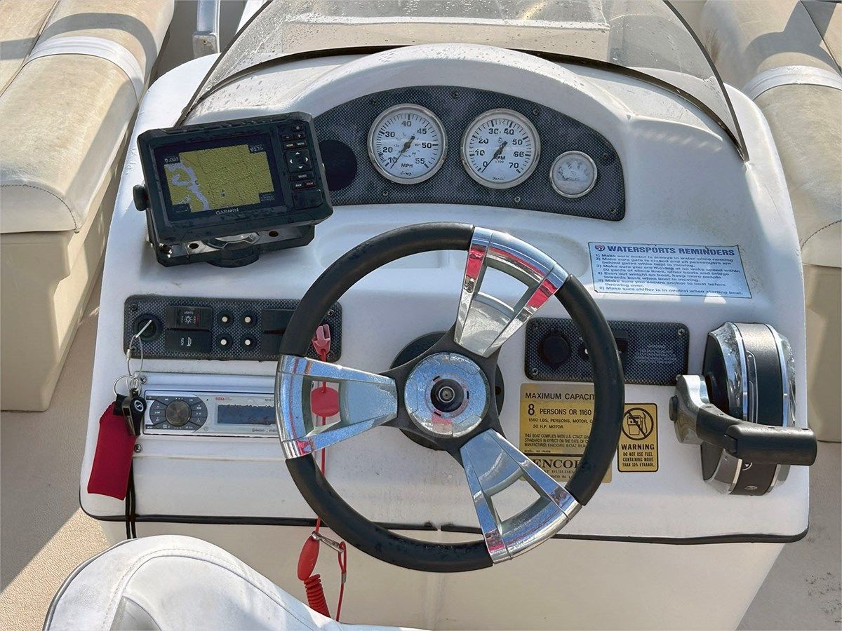 Купить 16' Bentley 2013 Encore - BENTLEY