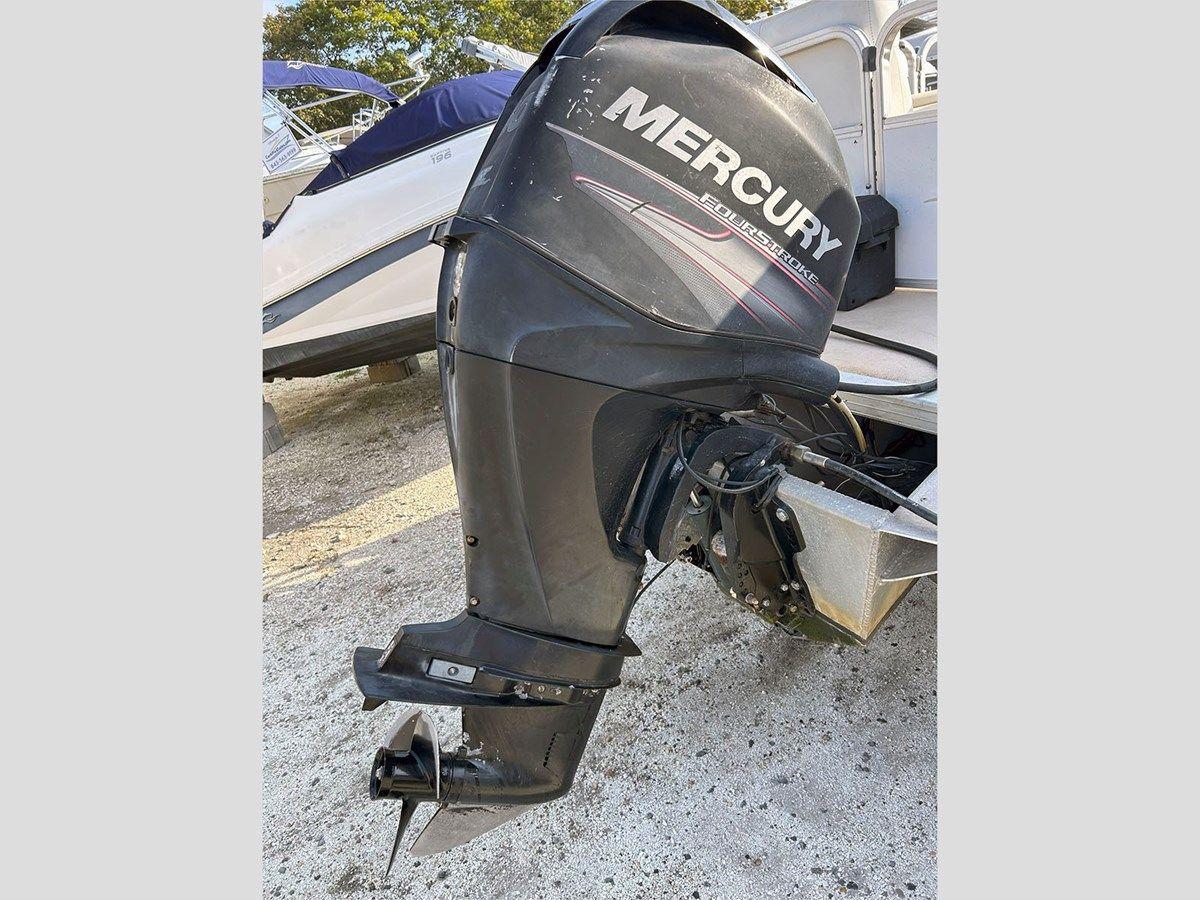 Продажа яхты 16' Bentley 2013 Encore 16