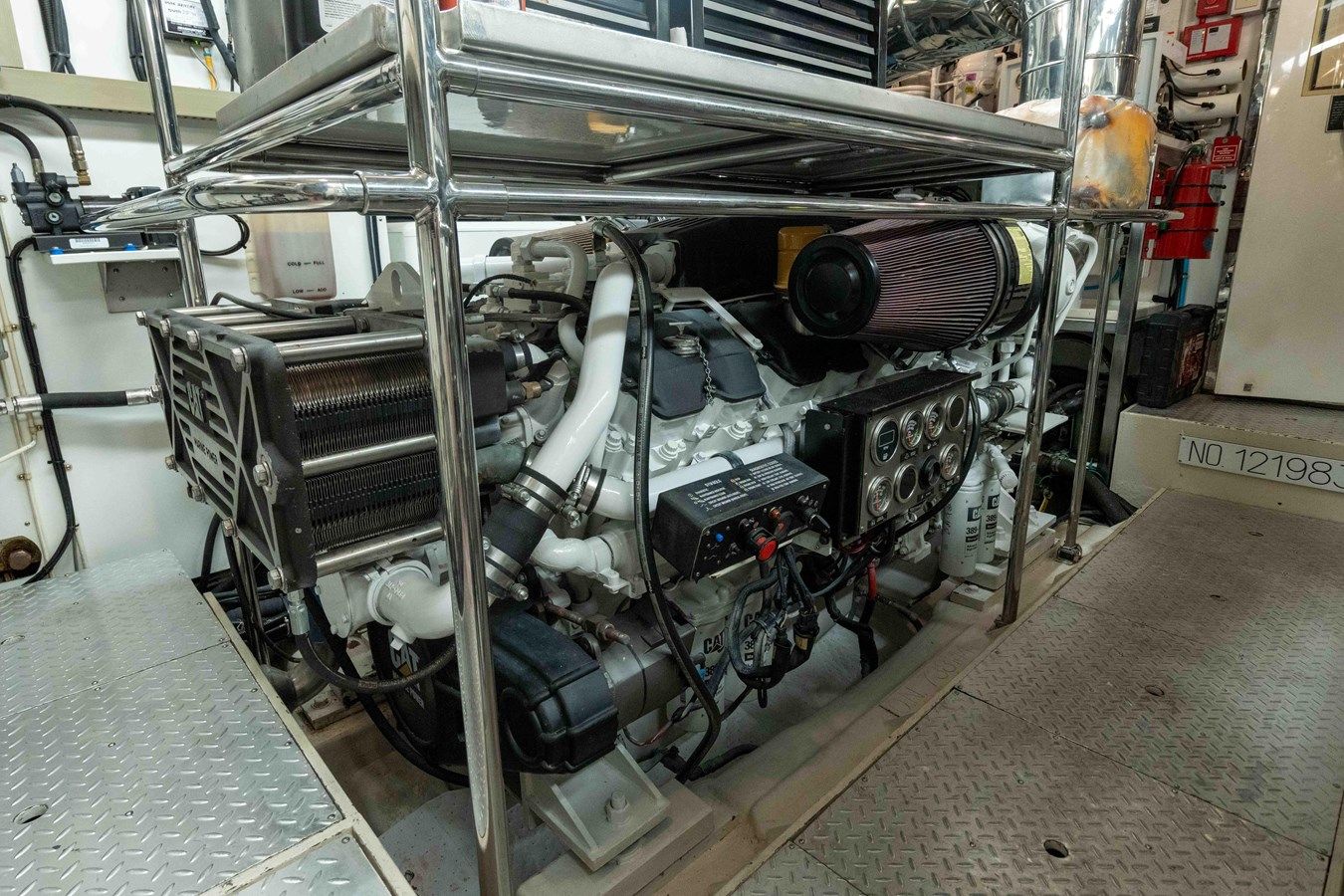 Buy a ALENIEL 2005 at Shestakov Yacht Sales