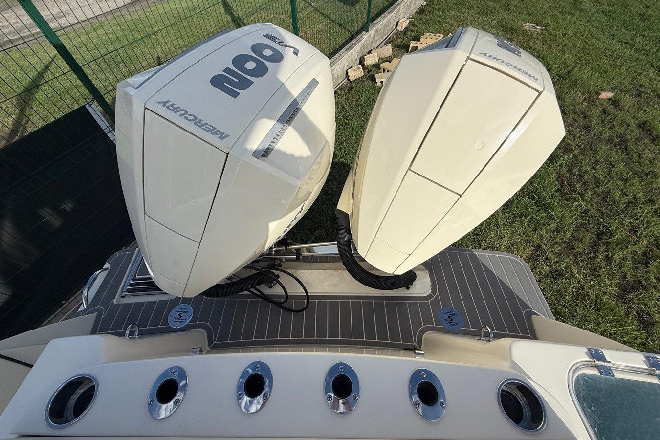 Buy a yacht No Name 260 LXF